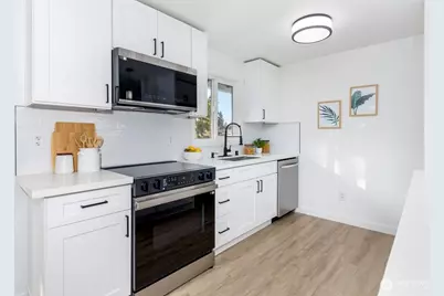 1103 Vashon Court NE, Renton, WA 98059 - Photo 9