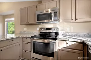 1619 Mapleridge Dr NE, Olympia, WA 98506 - Photo 9