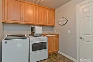 24907 SE 21st Pl, Sammamish, WA 98075 - Photo 33