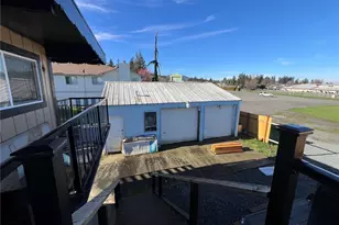 1412 29th St, Anacortes, WA 98221 - Photo 23