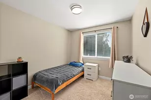 20111 Cascade Dr E, Bonney Lake, WA 98391 - Photo 19