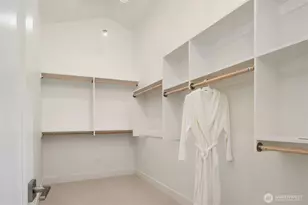 215 NE 123rd St, Seattle, WA 98125 - Photo 27