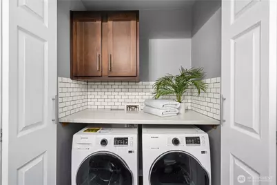 13827 Macadam Road S, Tukwila, WA 98168 - Photo 13