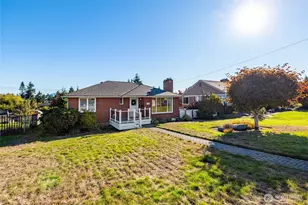 4911 Delaware Ave, Everett, WA 98203 - Photo 3