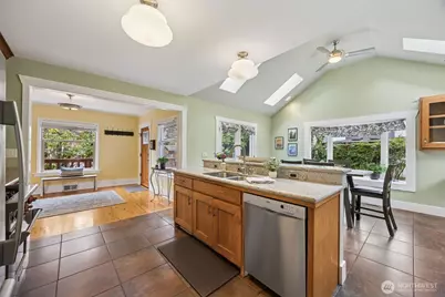 1833 3rd Street, Kirkland, WA 98033 - Photo 7