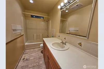 1121 E Old Ranch Rd, Allyn, WA 98524 - Photo 17