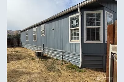 411 Sheets Road, Yakima, WA 98901 - Photo 21