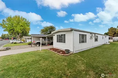 1031 SE Scenic View Drive, College Place, WA 99324 - Photo 3