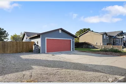 425 N Desdemona Avenue, Othello, WA 99344 - Photo 3
