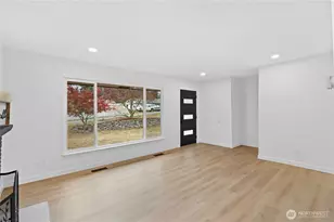 7702 202nd Pl SW, Edmonds, WA 98026 - Photo 5