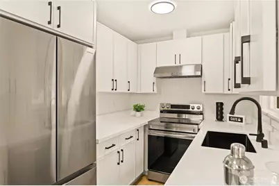 7702 202nd Place SW, Edmonds, WA 98026 - Photo 11