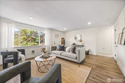 5026 48th Avenue S, Seattle, WA 98118 - Photo 3