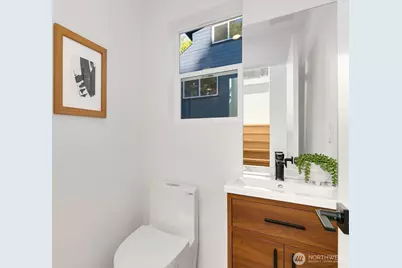 4531 26th Avenue SW, Seattle, WA 98106 - Photo 7