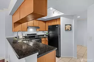 12044 100th Ave NE, Kirkland, WA 98034 - Photo 13