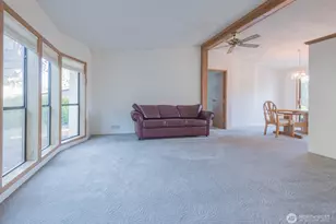 563 NW Silver Glen Ln, Bremerton, WA 98311 - Photo 11