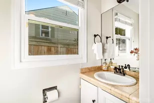 3034 31st Ave W, Seattle, WA 98199 - Photo 13