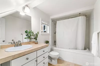 3034 31st Avenue W #A, Seattle, WA 98199 - Photo 17