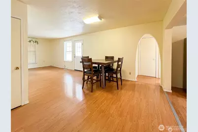 518 Edson Street, Lynden, WA 98264 - Photo 11