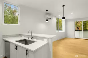 3400 E Spring St, Seattle, WA 98122 - Photo 21