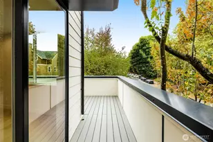 3400 E Spring St, Seattle, WA 98122 - Photo 23