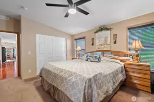 9314 Canyon Rd E, Puyallup, WA 98371 - Photo 17