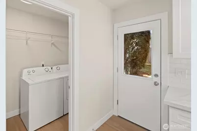 845 Kirkland Way, Kirkland, WA 98033 - Photo 9