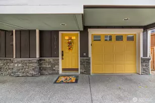 616 N 45th St, Seattle, WA 98103 - Photo 3