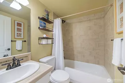 616 N 45th Street #A, Seattle, WA 98103 - Photo 9