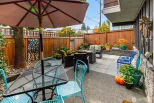 616 N 45th St, Seattle, WA 98103 - Photo 3