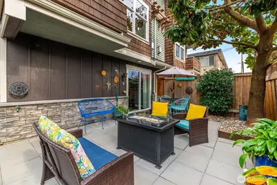 616 N 45th Street #A, Seattle, WA 98103 - Photo 5