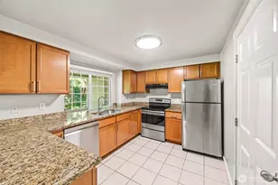 9822 NE 122nd St, Kirkland, WA 98034 - Photo 5