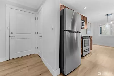 2830 NW 56th Street #306, Seattle, WA 98107 - Photo 5