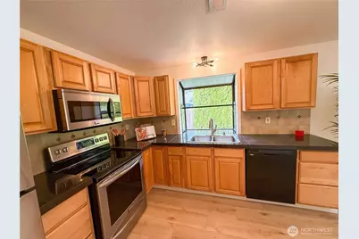 2603 Mesa Verde Court S, Puyallup, WA 98374 - Photo 13