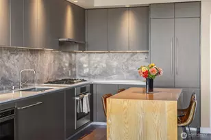 2510 6th Ave, Seattle, WA 98121 - Photo 9