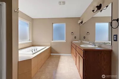 3114 Highlands Boulevard, Puyallup, WA 98372 - Photo 17