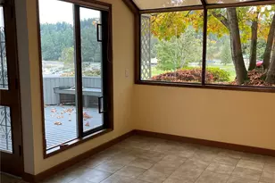 102 Shelter Bay Dr, La Conner, WA 98257 - Photo 9