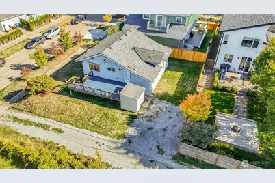 1709 SW Cloverdale Street, Seattle, WA 98106 - Photo 19