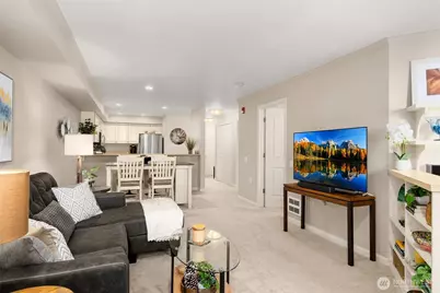 9222 Roosevelt Way NE #203, Seattle, WA 98115 - Photo 5