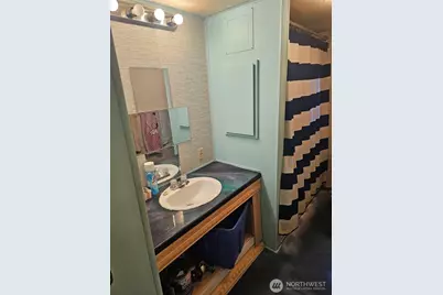 605 A SE Hubbard Road, Rainier, WA 98576 - Photo 15