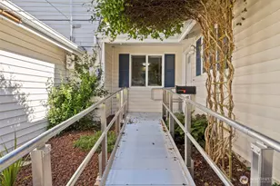 2621 N Vassault St, Tacoma, WA 98407 - Photo 9