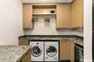 1521 2nd Ave, Seattle, WA 98101 - Photo 27