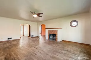 608 12th St, Washougal, WA 98671 - Photo 7