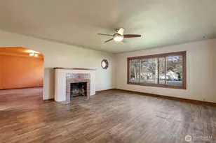 608 12th St, Washougal, WA 98671 - Photo 5