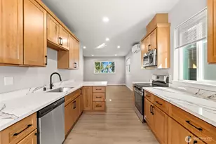 304 118th St S, Tacoma, WA 98444 - Photo 11