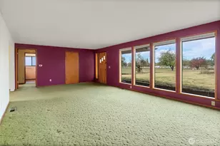 22215 SE 436th St, Enumclaw, WA 98022 - Photo 9