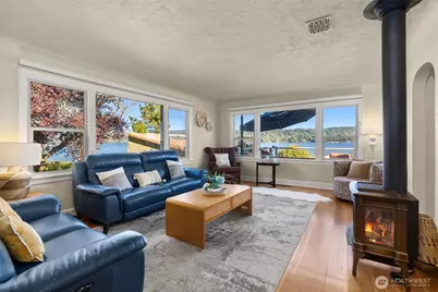 5208 Illahee Road NE, Bremerton, WA 98311 - Photo 7