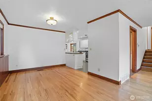 9360 SW Meadow Ln, Portland, OR 97225 - Photo 9