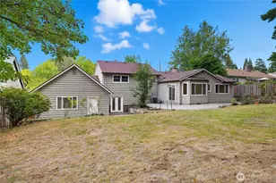 9360 SW Meadow Ln, Portland, OR 97225 - Photo 31