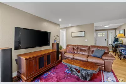 11303 126th Avenue NE, Kirkland, WA 98033 - Photo 7
