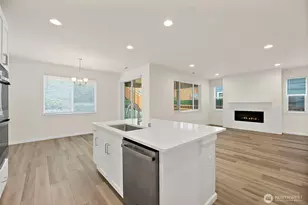 15017 Tyee Dr E, Bonney Lake, WA 98391 - Photo 17